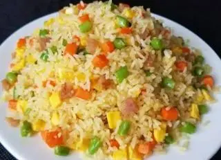 Hình ảnh Cơm Chiên Dương Châu