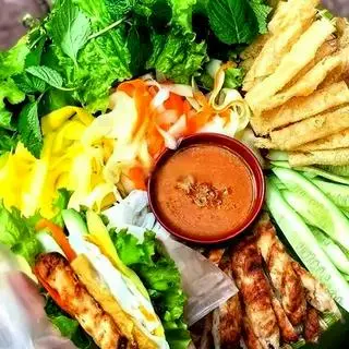 Hình ảnh Combo 3 nem nướng + 2 Trà Chanh. Tặng 1 trà chanh