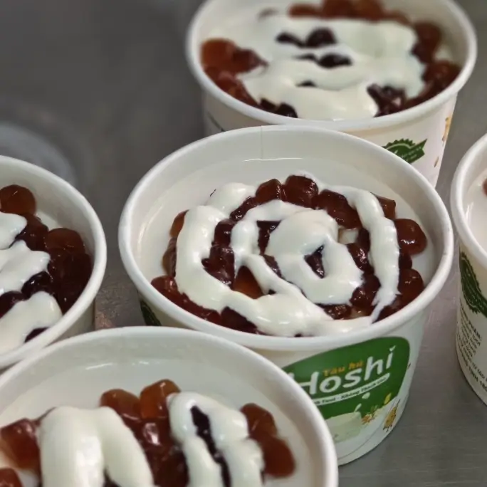 Hình ảnh Tàu hũ mix trân châu caramel sốt kem tươi Hoshi