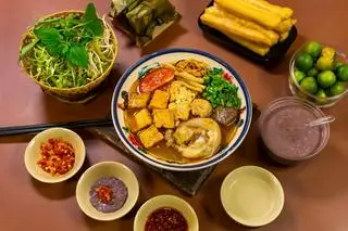 Hình ảnh Tô Đầy Đủ 1 