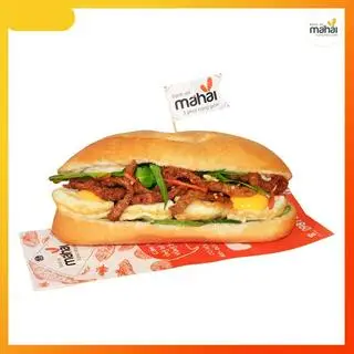 Hình ảnh Bánh mì chả cá trứng lớn