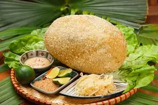 Hình ảnh Gà Không Lối Thoát Nửa Con