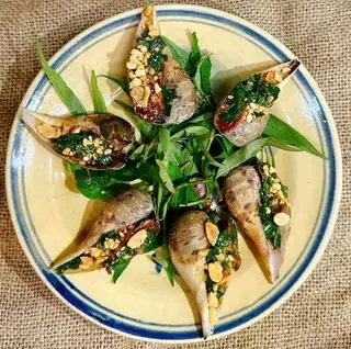 Hình ảnh Ốc muỗng nướng mỡ hành