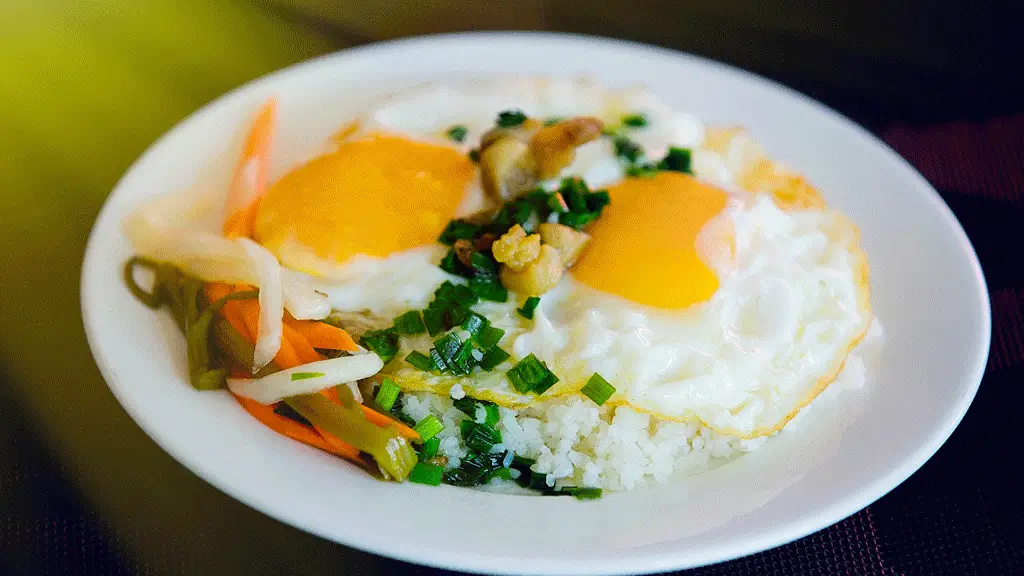 Hình ảnh Cơm tấm Ốp La (2 Trứng)