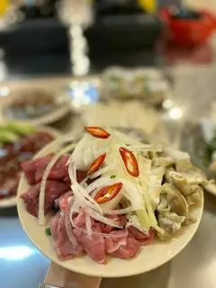 Hình ảnh Thập cẩm nhúng