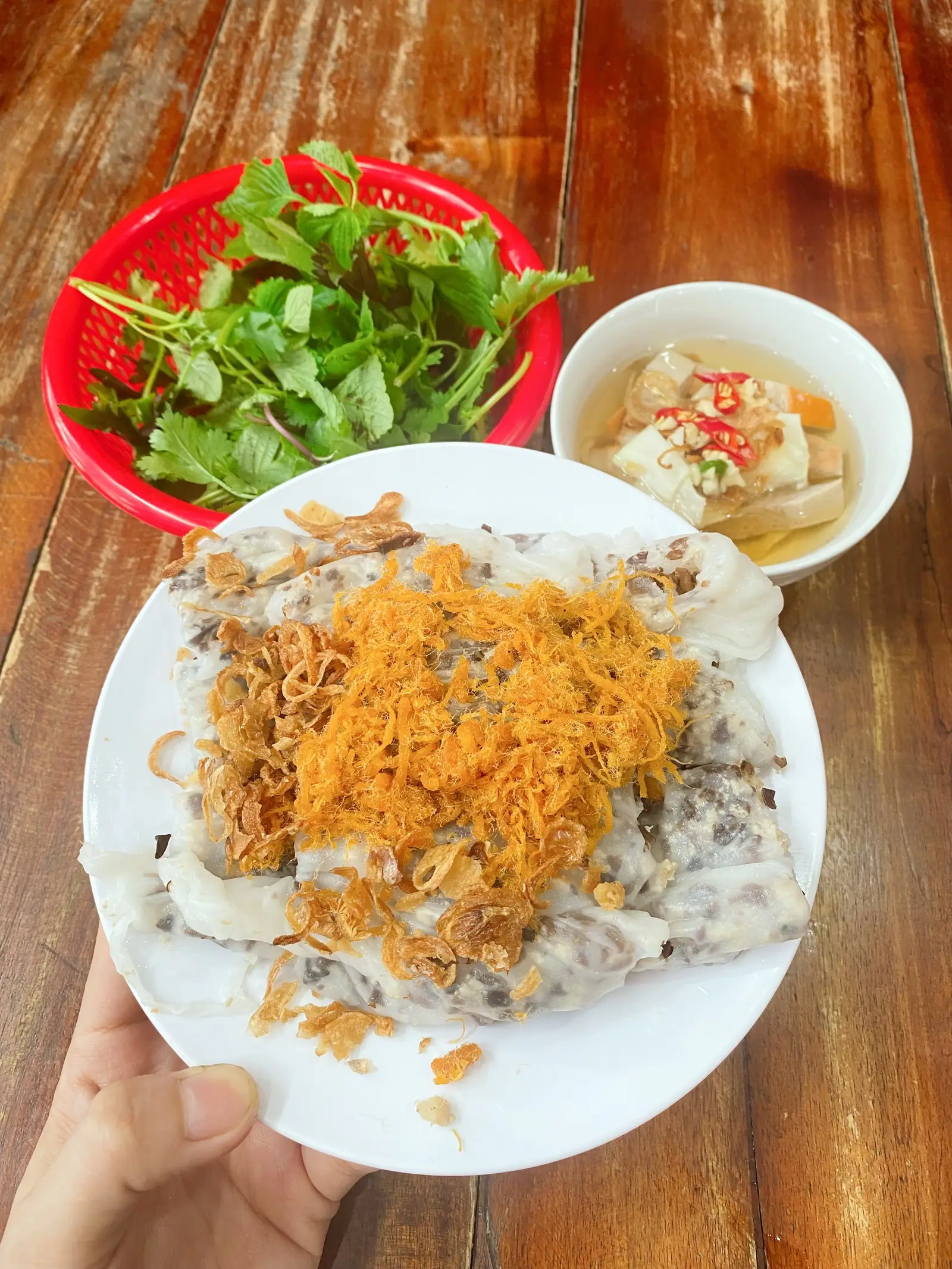 Hình ảnh Bánh cuốn chả quế + ruốc tôm