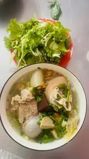 Hình ảnh Hủ tiếu - mì gói giò heo
