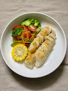 Hình ảnh Ức gà áp chảo