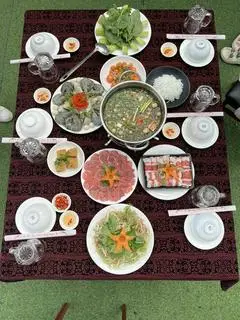 Hình ảnh lẩu cua đồng bắp bò 