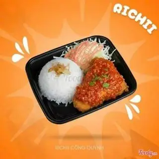 Hình ảnh Cơm má đùi Sốt tiêu xanh