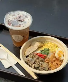 Hình ảnh Combo Bánh Đúc Chả Trứng + Trà Gạo Lứt 