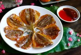 Hình ảnh Khô Chỉ Vàng  20 k 1 con