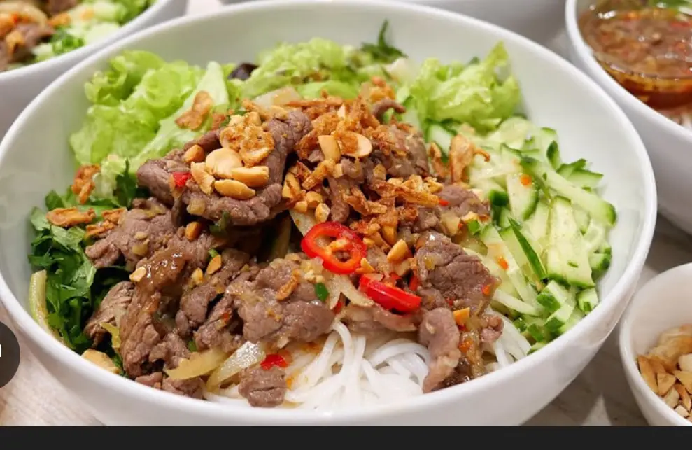Hình ảnh Bún Thịt Bò Xào