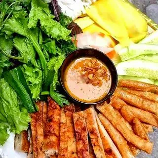 Hình ảnh Nem nướng nha trang ( suất lớn )