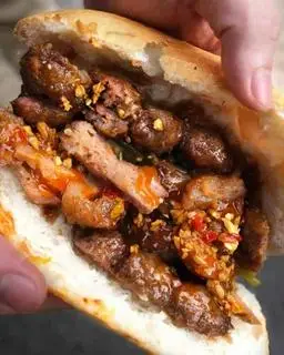 Hình ảnh Bánh mì nem nướng