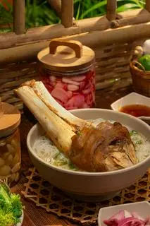 Hình ảnh Bún bò dựng nhỏ