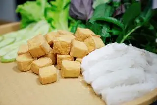 Hình ảnh Bún đậu giòn