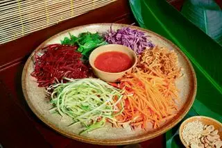 Hình ảnh Gỏi thịnh vượng chay
