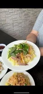 Hình ảnh Cơm gà xé
