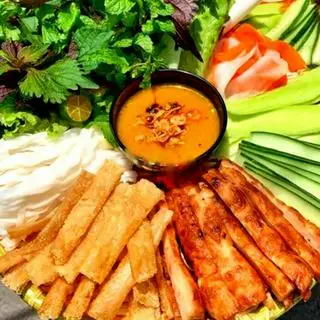 Hình ảnh Nem nướng nha trang ( suất thường )