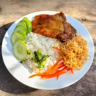 Hình ảnh Cơm tấm sườn bì