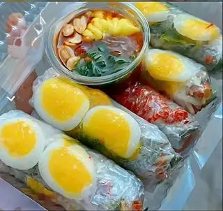 Hình ảnh Cuốn bơ me đặc biệt