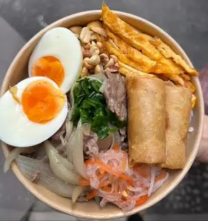 Hình ảnh Bún bò xào -  đặc biệt