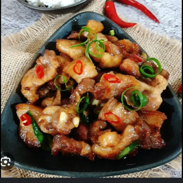 Hình ảnh thịt rang cháy cạnh