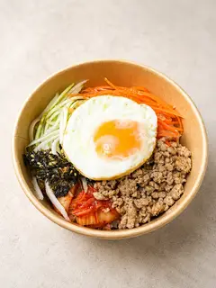 Hình ảnh Cơm Trộn Hàn Quốc - Heo 