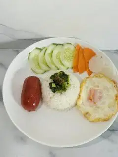 Hình ảnh Cơm Tấm Lạp Xưởng Trứng