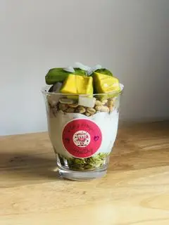 Hình ảnh SỮA CHUA NGŨ CỐC BƠ