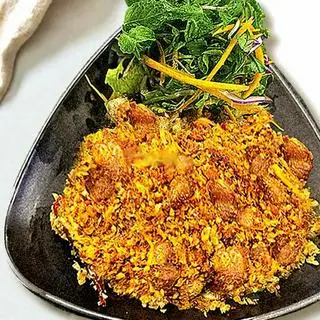 Hình ảnh Sụn gà rang muối HongKong