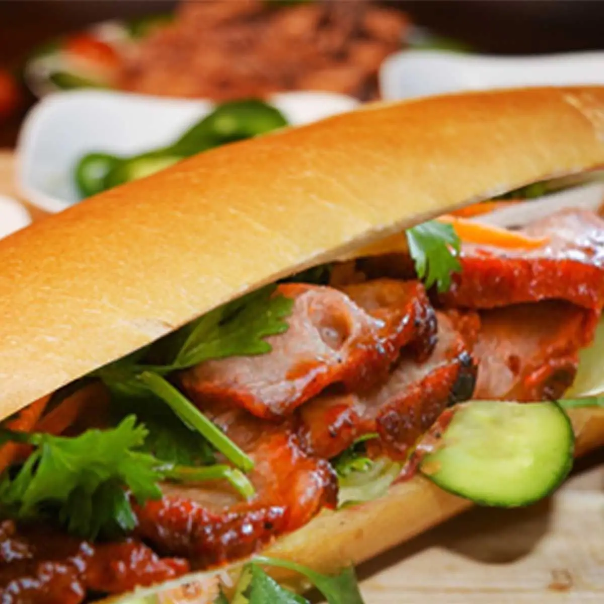Hình ảnh Bánh mì xá xíu đặc biệt - nhiều thịt