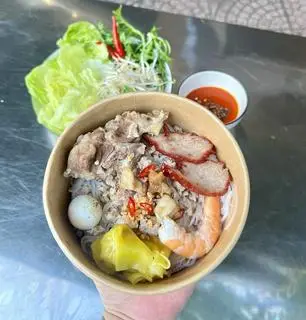 Hình ảnh Hủ tiếu mì thập cẩm