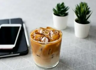Hình ảnh Cà Phê Sữa Pha Máy