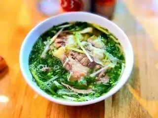 Hình ảnh phở tái gầu