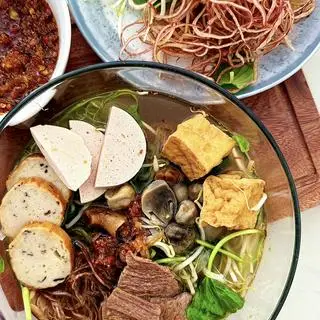 Hình ảnh Bún Huế chay 