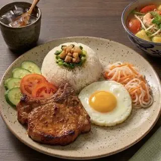 Hình ảnh Cơm Sườn Trứng