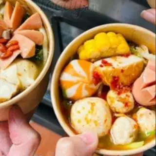 Hình ảnh MÌ THÁI CHUA CAY TOPPING VIÊN CAO CẤP