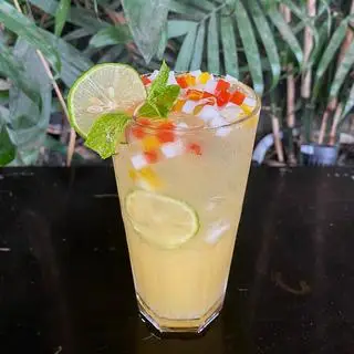 Hình ảnh Trà Mãng Cầu