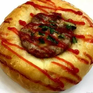 Hình ảnh Bánh Mì Pizza Ốp La