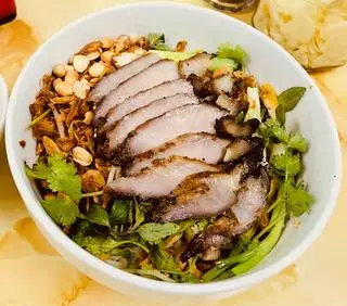 Hình ảnh Phở Trộn Xá Xíu
