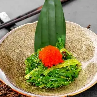 Hình ảnh Salad rong biển trứng cua