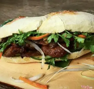 Hình ảnh Bánh mì thịt nướng