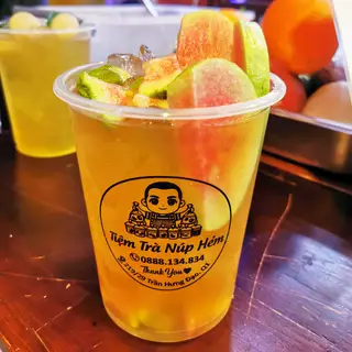 Hình ảnh Trà lài ổi hồng size 700ml