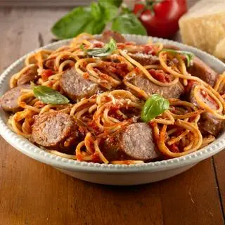 Hình ảnh Mì Ý xúc xích xông khói xốt kem nấm 450gr