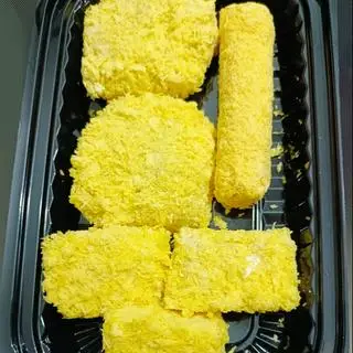 Hình ảnh Combo Bánh Gà + Bánh Sữa Tươi + Phô Mai Que