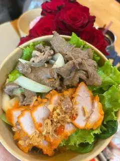 Hình ảnh Cơm bò +xá xíu