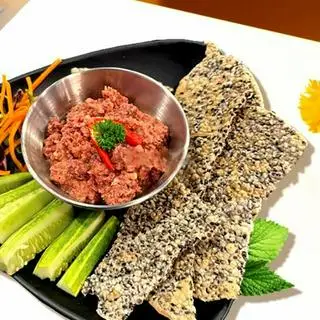 Hình ảnh Pate Khè xúc bánh đa