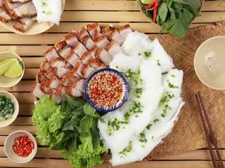 Hình ảnh bánh hỏi đặc biệt ( heo quay + xá xíu )